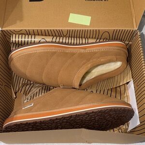 Duluth Trading Co Tan Slip-On Loafers